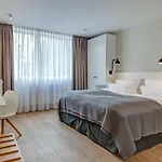 Diana Hotel 3*