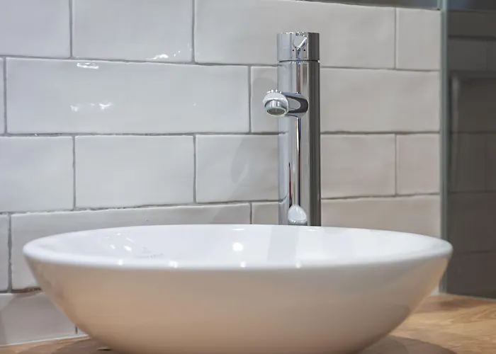 Diana فندق تلتو